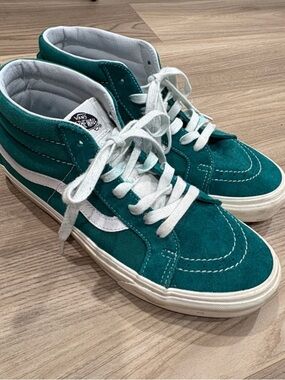 Vans Sk8-Hi Teal Suede High-Top Sneakers with White Stripe size 9.5M/11W